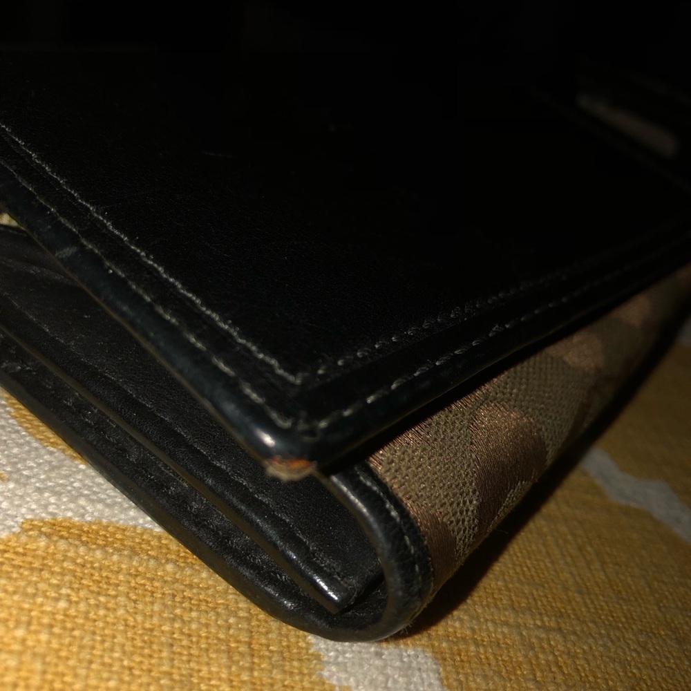 Coach Wallet - Picture 6 of 6